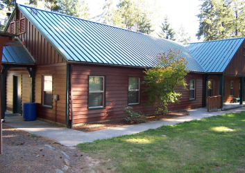 Lewis & Clark Lodge Front Exterior